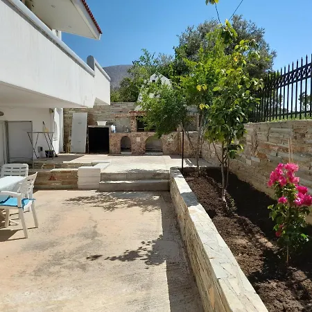 Maria's House Kineta * Mégara